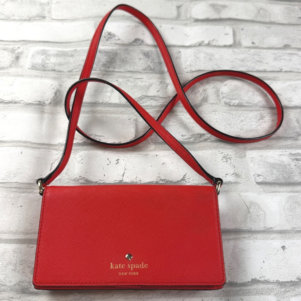 Kate Spade Crossbody Wallet Women OS Red Saffiano Leather Phone Pocket EUC